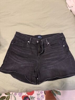 GAP Black Denim High-Rise Jean Shorts